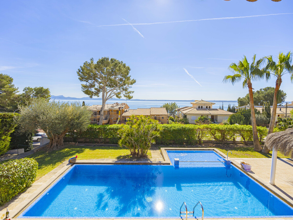 Villa front de plage à Alcudia, 4 ch., piscine privée - Photo 1