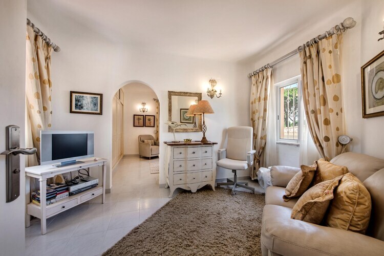 Villa Daniela – Maison 4 chambres avec piscine privée - Photo 12