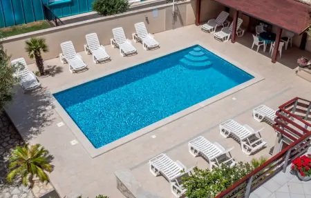 Location appartement à Peroj