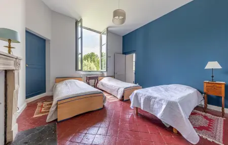 Château avec parc à Marmagne pour 15 personnes : photo 15