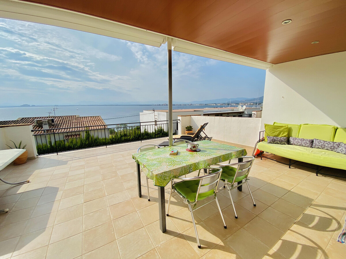 Appartement à Roses, proche plage, parking gratuit - Photo 2