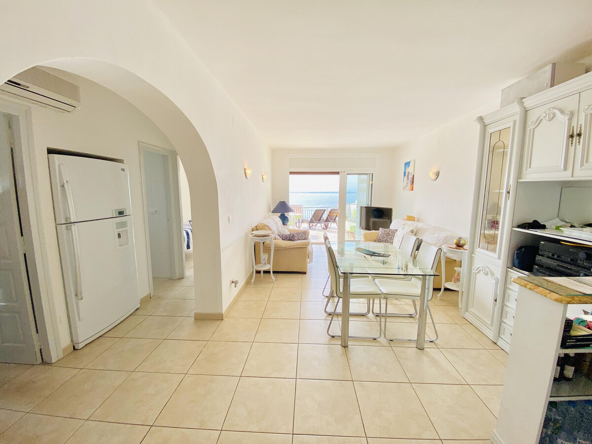 Appartement à Roses, proche plage, parking gratuit - Photo 6