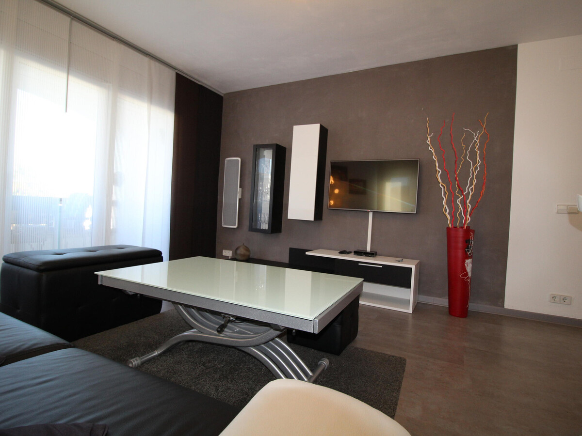Appartement rénové sur les canaux à Roses - Photo 4