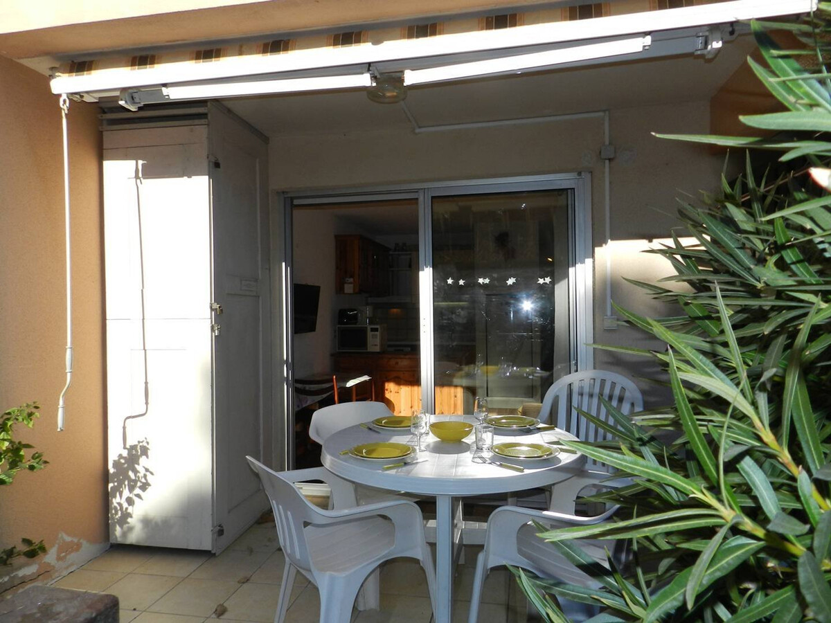 Studio avec terrasse, piscine et accès direct plage - Photo 1