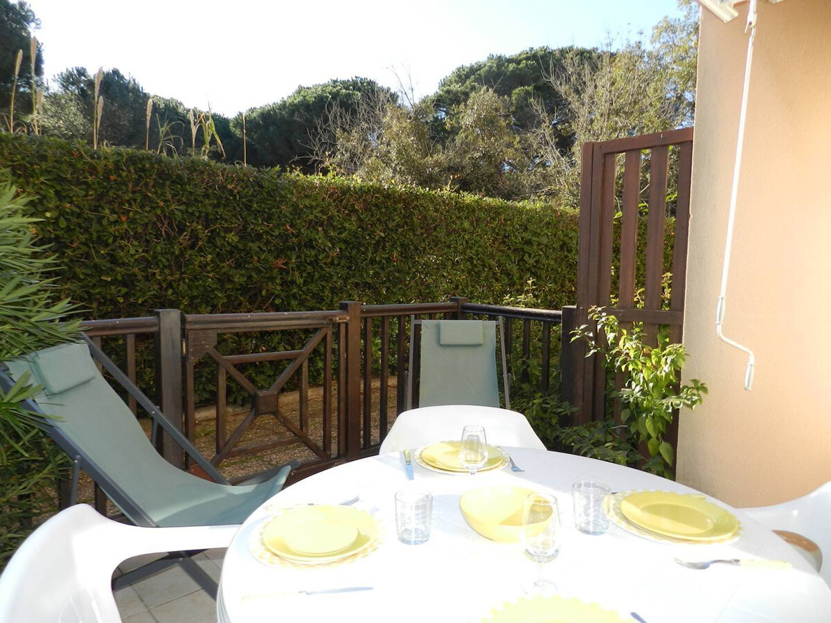 Studio avec terrasse, piscine et accès direct plage - Photo 8