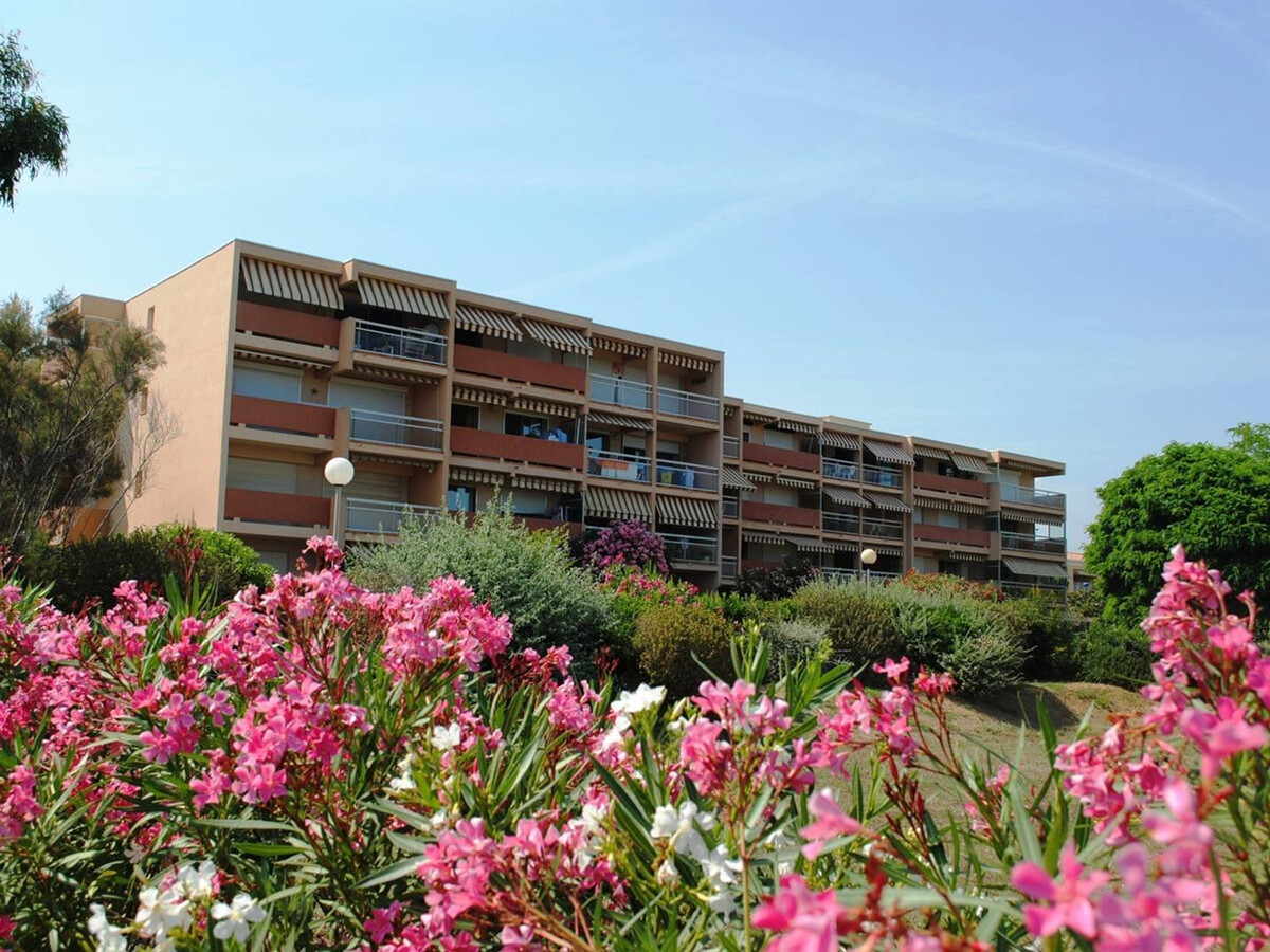 Studio avec terrasse, piscine et accès direct plage - Photo 9