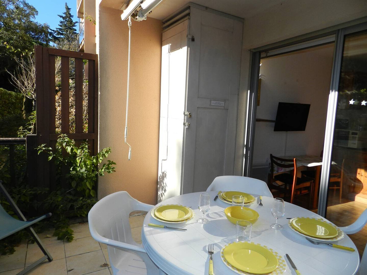Studio avec terrasse, piscine et accès direct plage - Photo 16