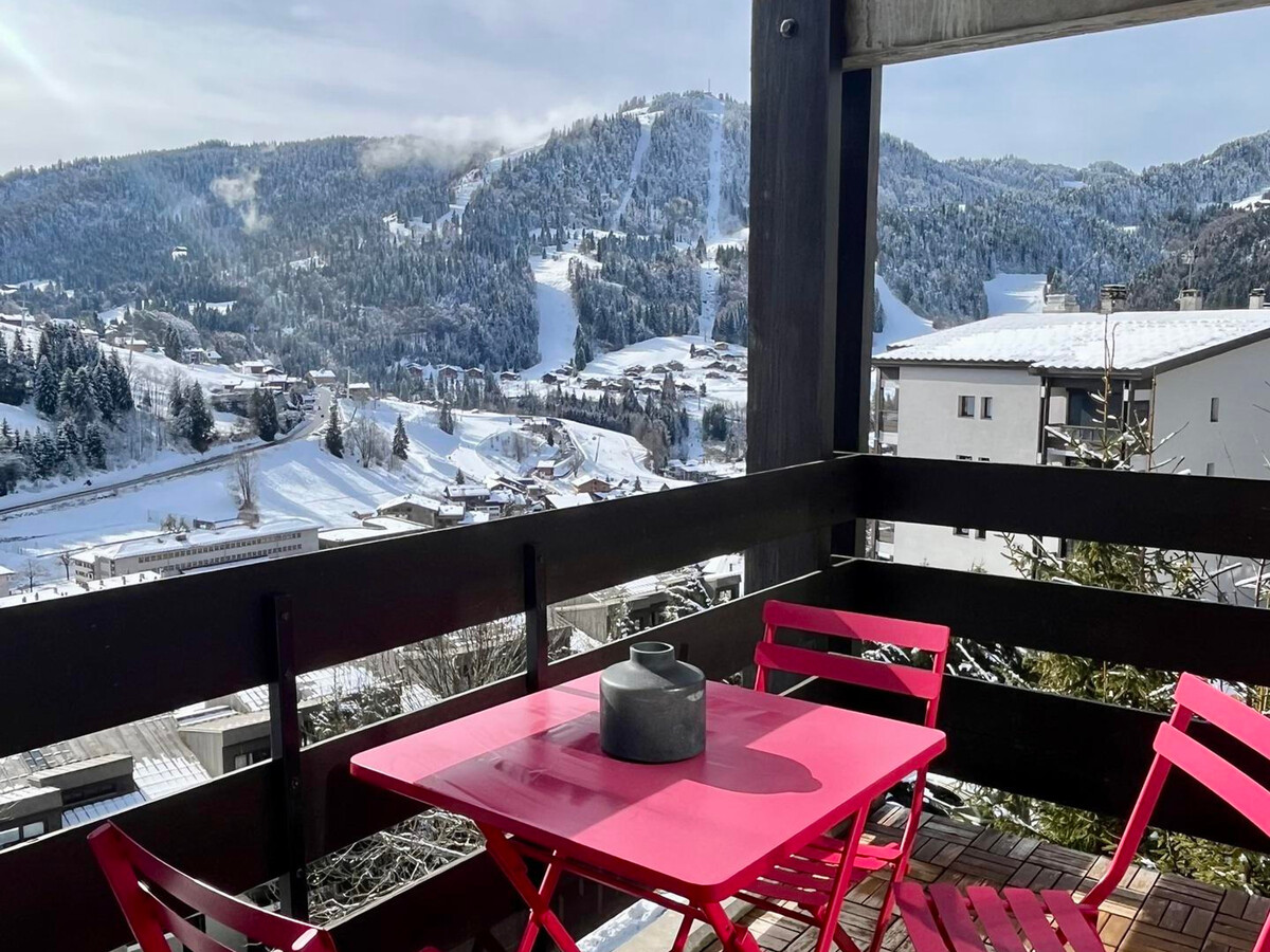 Studio rénové 4 pers avec balcon vue montagne à La Clusaz - Photo 13