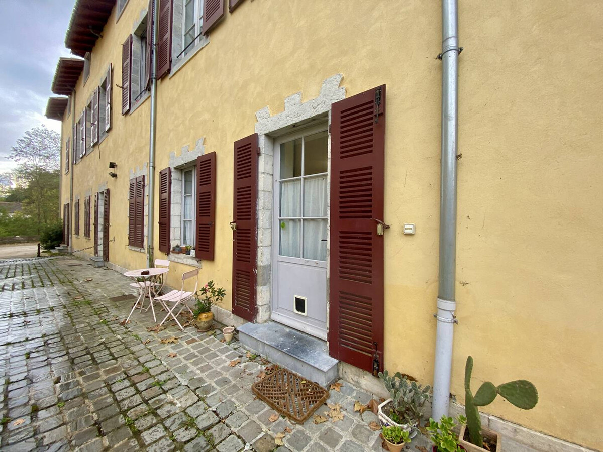 T2 dans ancien séminaire à Larressore, parking privé - Photo 13