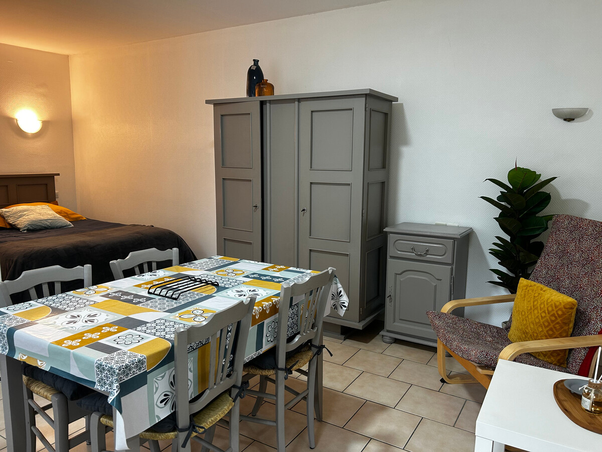 Studio à 300m des Thermes, WIFI, jardin et parking - Photo 4