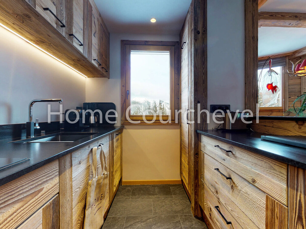 Appartement 4 chambres, accès direct pistes à Courchevel 1850 - Photo 4