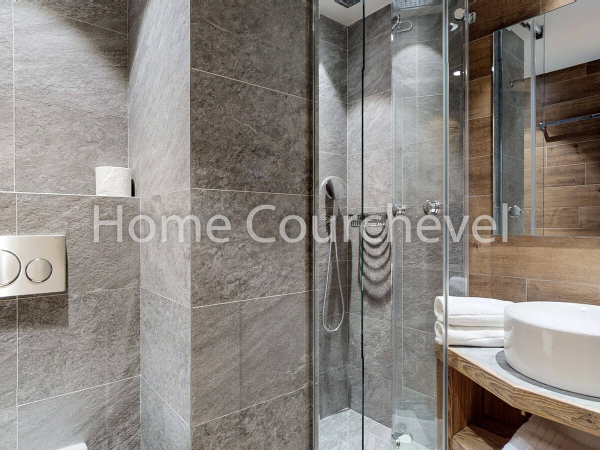 Appartement 4 chambres, accès direct pistes à Courchevel 1850 - Photo 9