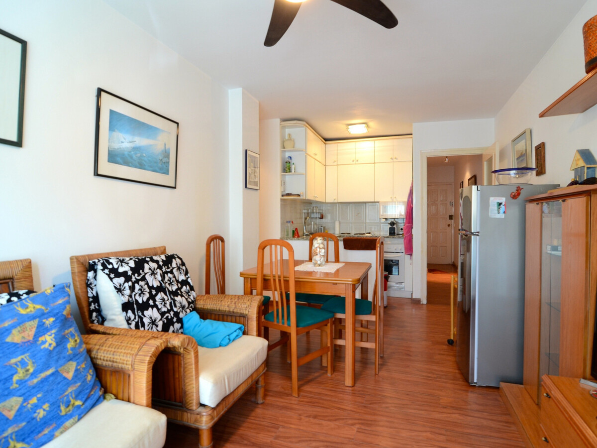 Appartement 2 chambres à 100 m de la plage, piscine - Photo 11