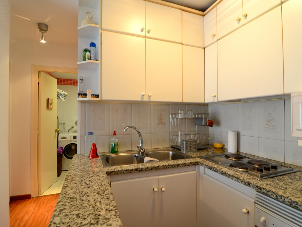 Appartement 2 chambres à 100 m de la plage, piscine - Photo 15