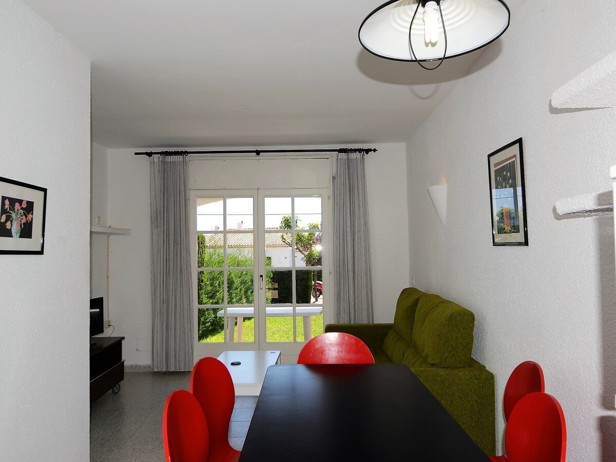 Maison 2 chambres à L'Estartit avec piscine et terrasse - Photo 8