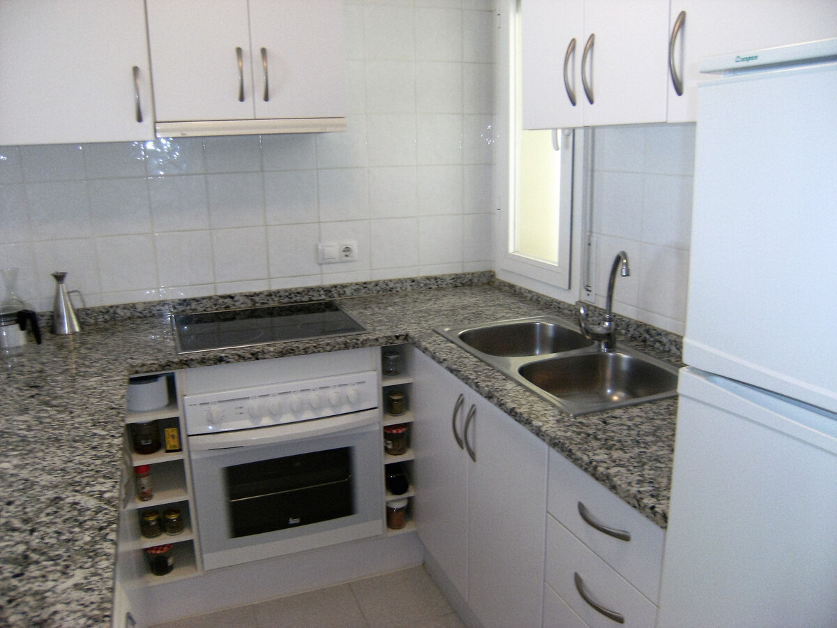 Appartement 2 ch à 75 m de la plage, piscine - Photo 10
