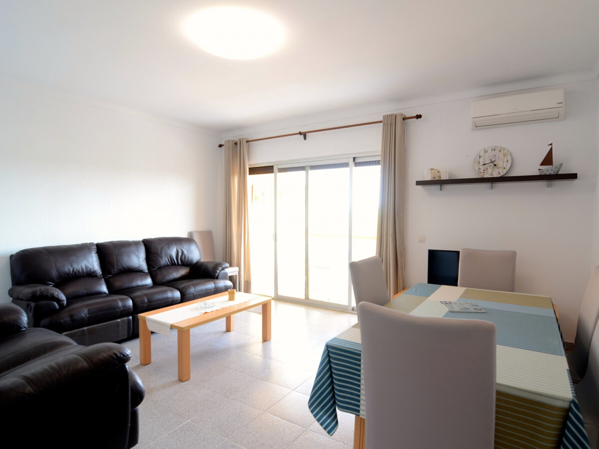 Appartement 82m² à 300m de la plage, climatisé et parking - Photo 9