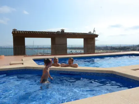 Appartement face au port à Estartit, piscine toit : photo 5