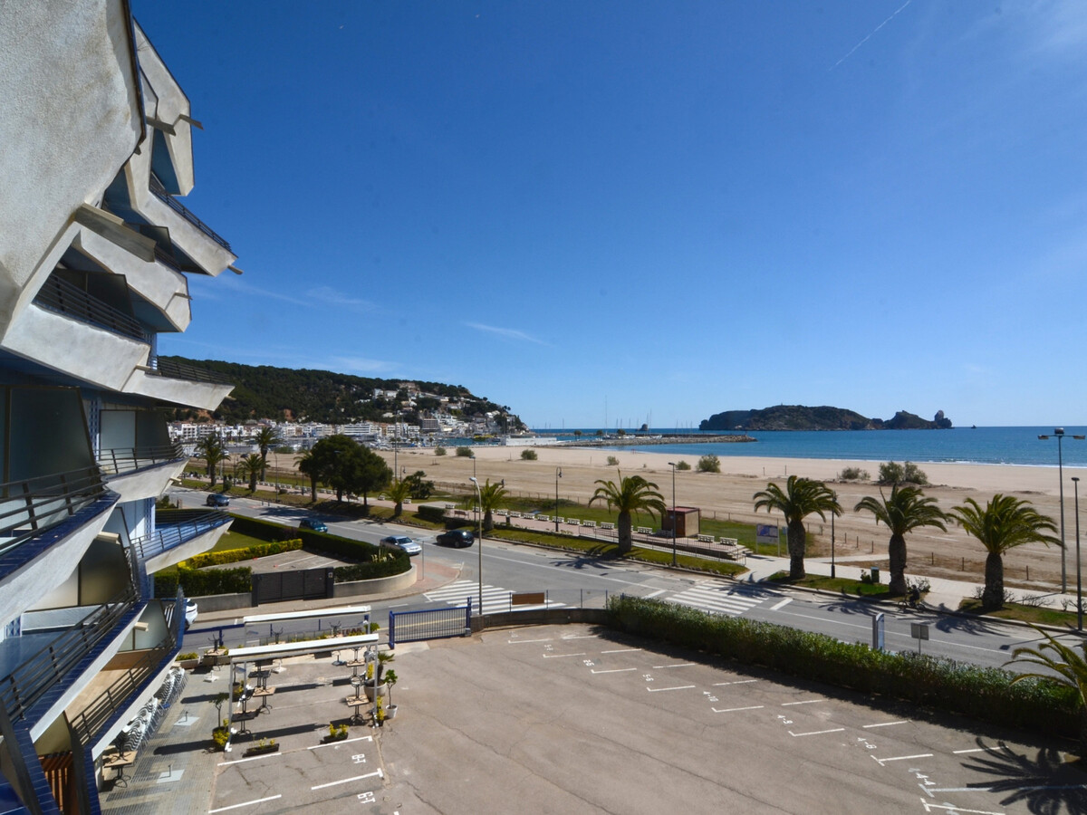 Appartement rénové face aux îles Médès, 2 chambres - Photo 4