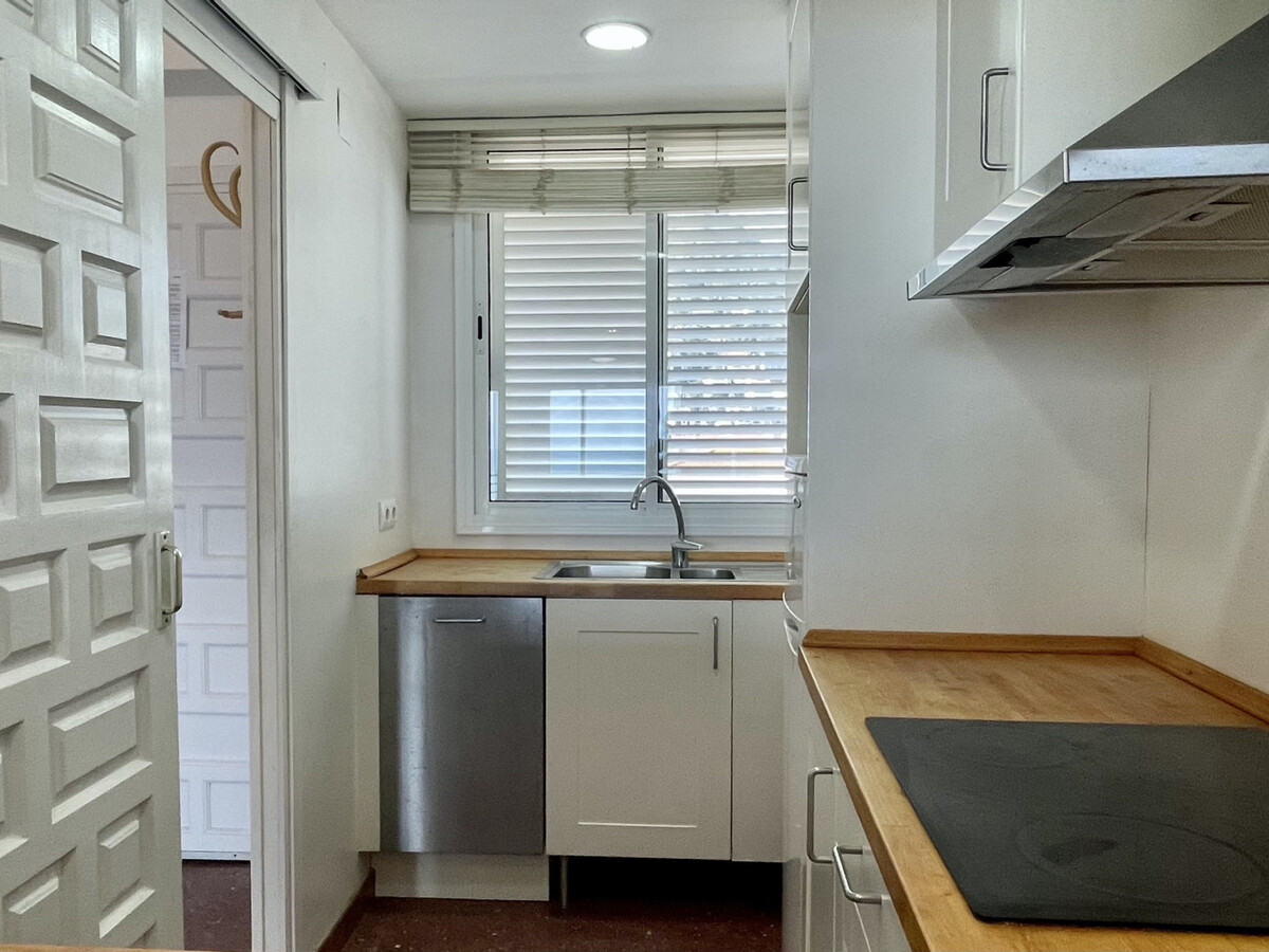 Appartement 2 chambres vue Méditerranée, plage à 25 m - Photo 15