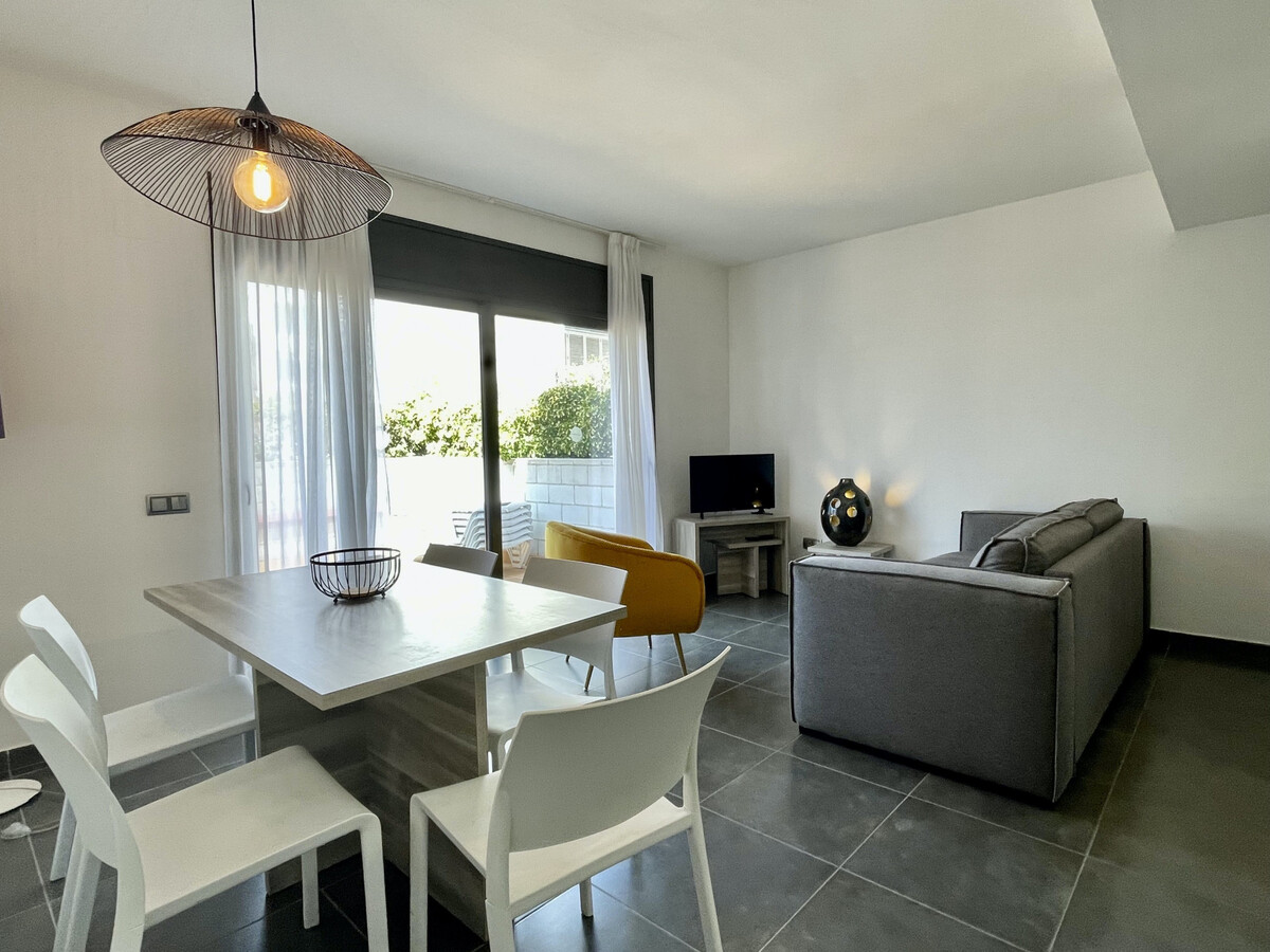 Appartement 2 chambres à L'Estartit, terrasse 40m² et piscine - Photo 13
