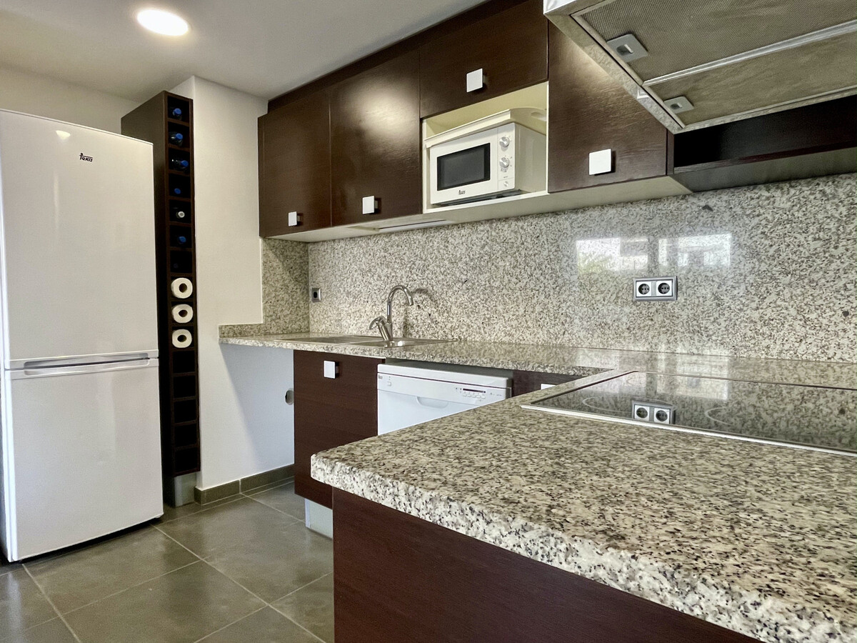 Appartement 2 chambres à L'Estartit, terrasse 40m² et piscine - Photo 17
