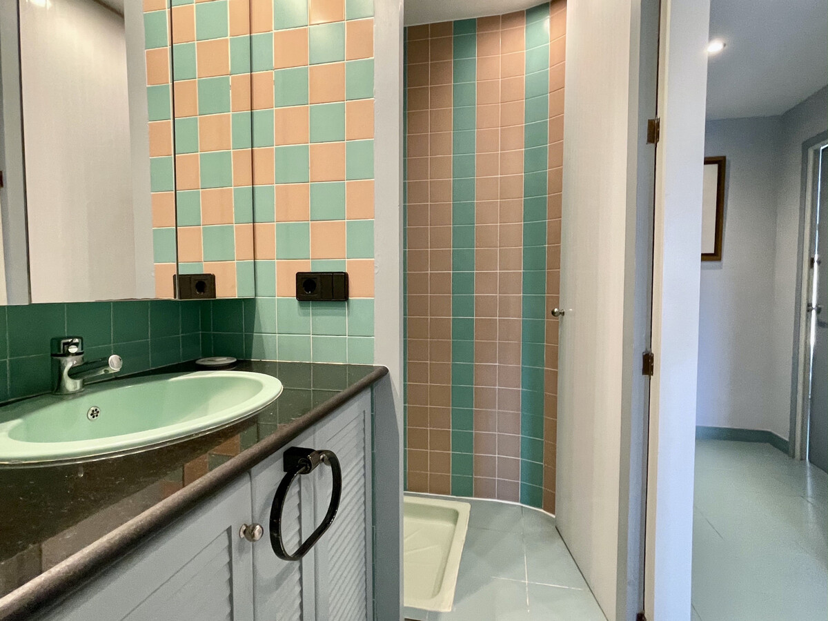 Appartement 3 chambres à 25m de la plage - Photo 21