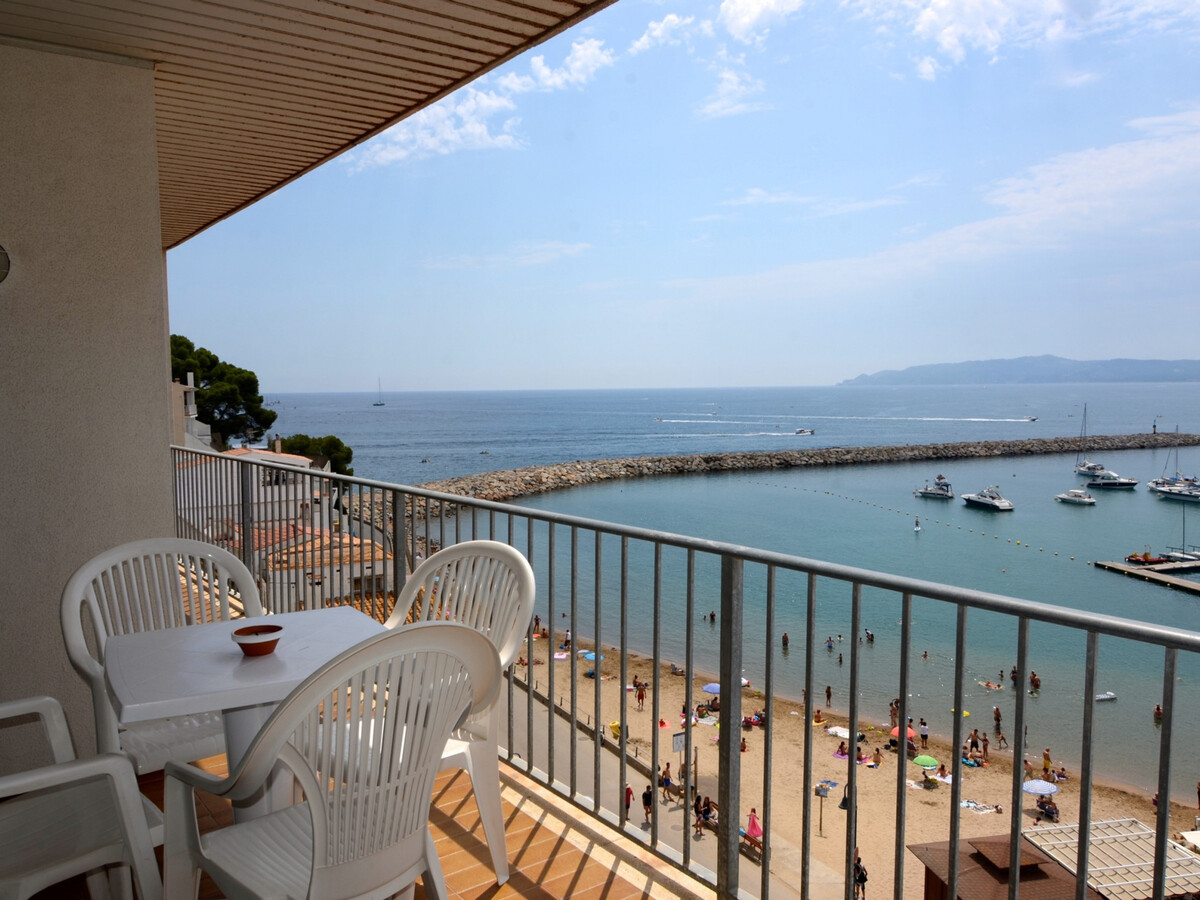 Appartement face au port à L'Estartit, piscine et vue mer - Photo 5