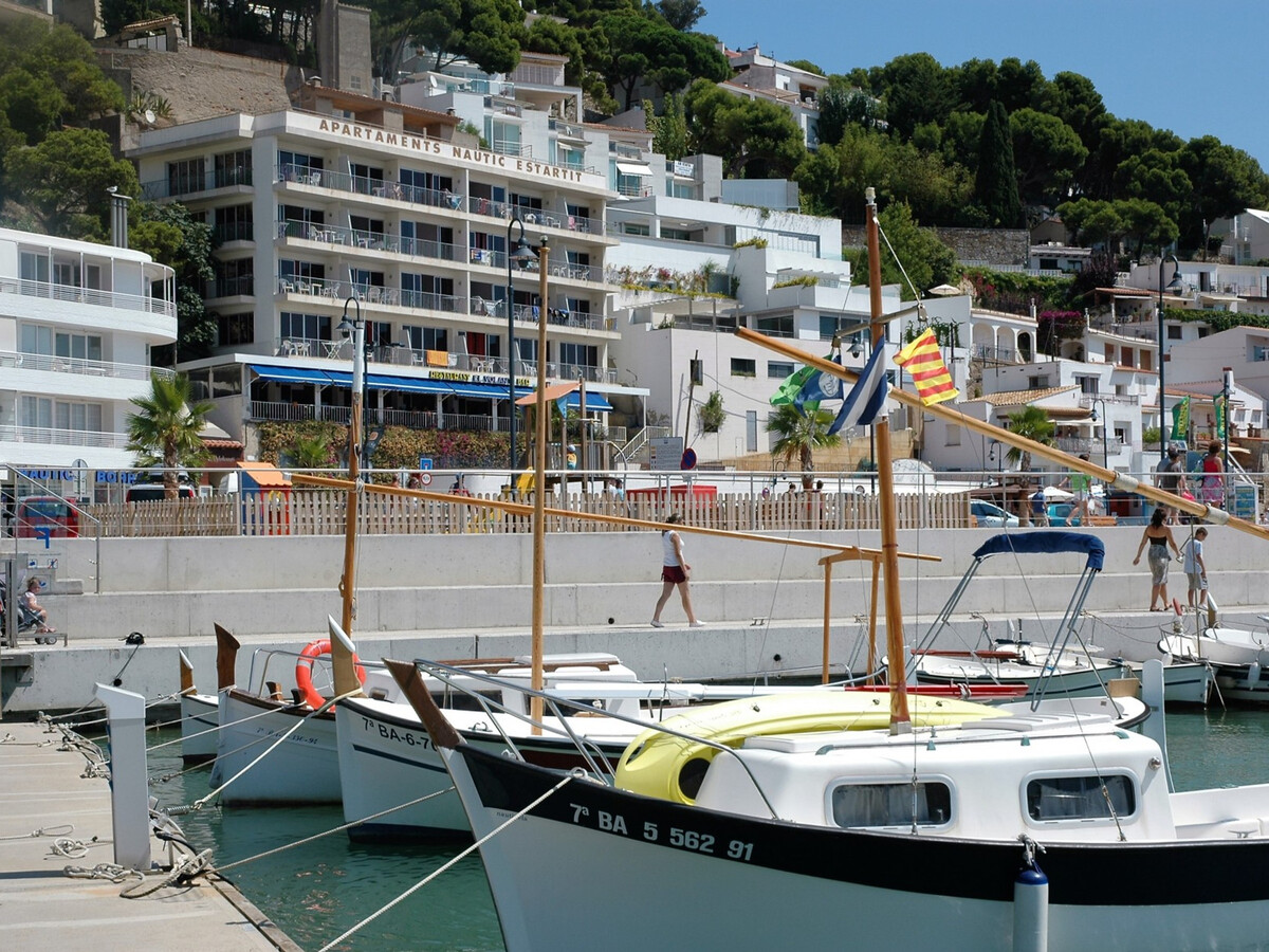 Appartement face au port à L'Estartit, piscine et vue mer - Photo 7
