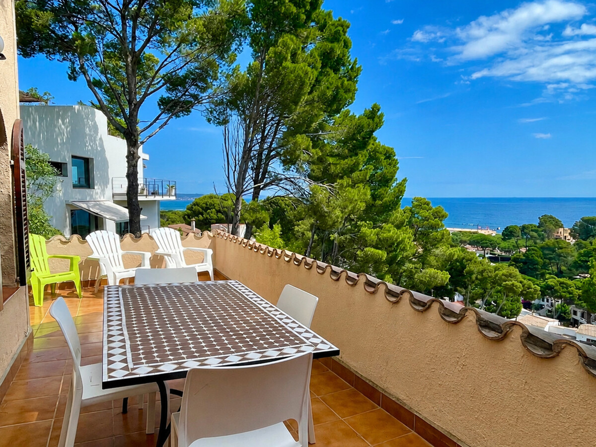 Maison 100 m² vue mer à Begur, 3 chambres, jardin méditerranéen - Photo 1