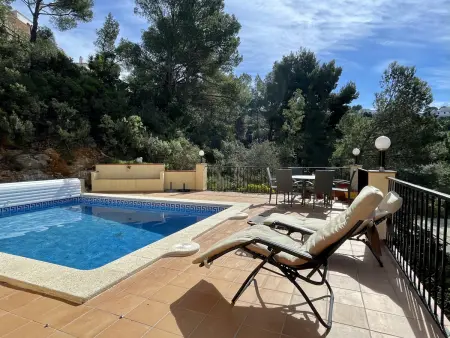 Location villa à Begur, Villa spacieuse à Begur, 3 chambres, piscine privée, parking, clim, proche plage