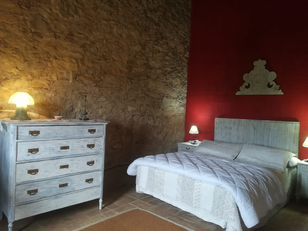 Maison rurale Ullastret : 5 ch., piscine et terrain clôturé - Photo 10