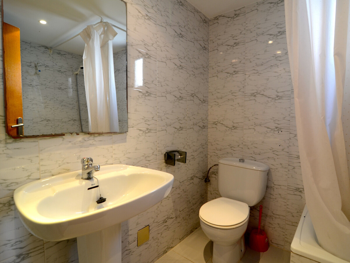 Appartement 5 chambres vue mer à 50 m de la plage - Photo 21