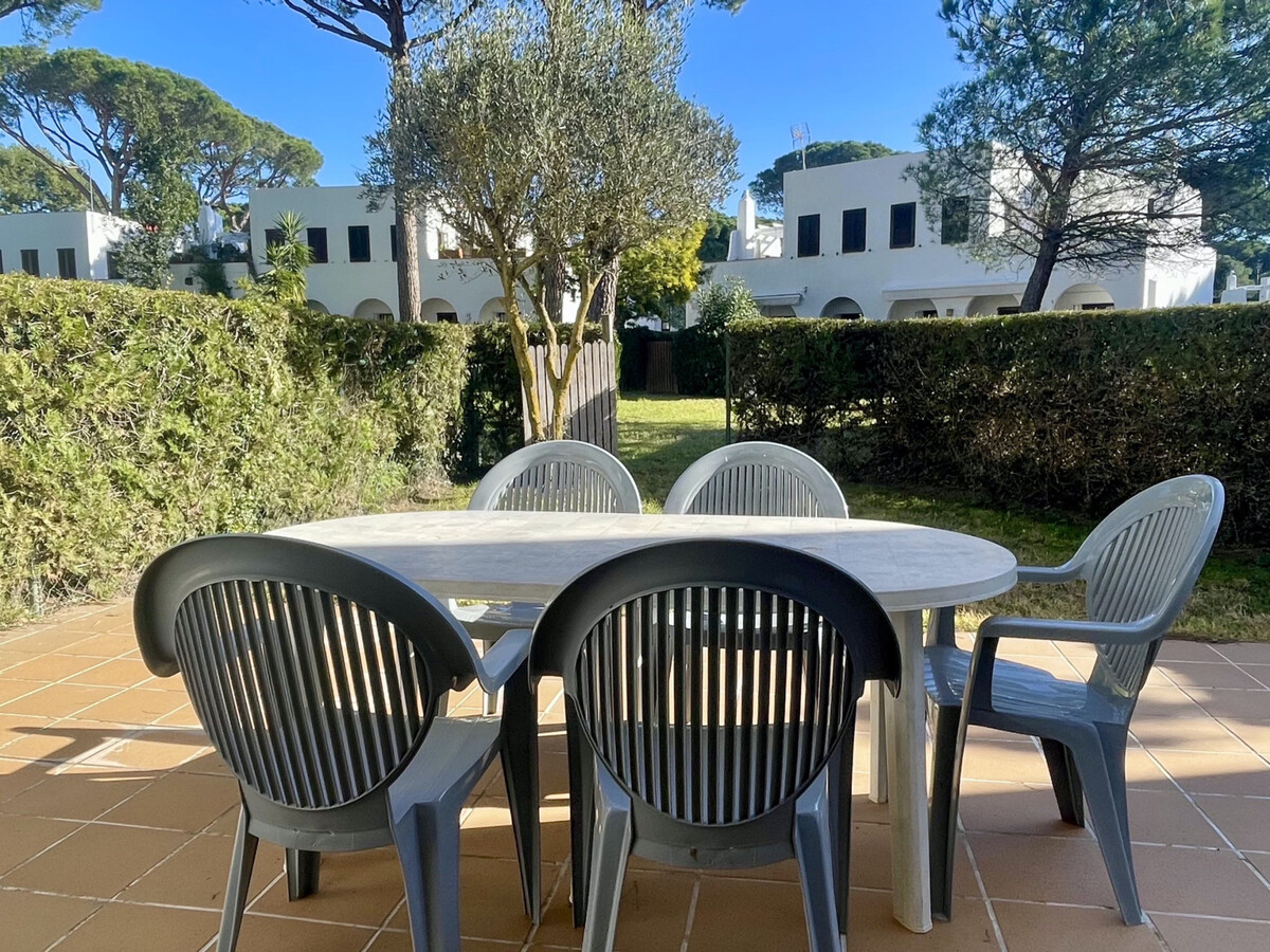 Maison 6 pers. à Pals, piscine collective et jardin clôturé - Photo 25