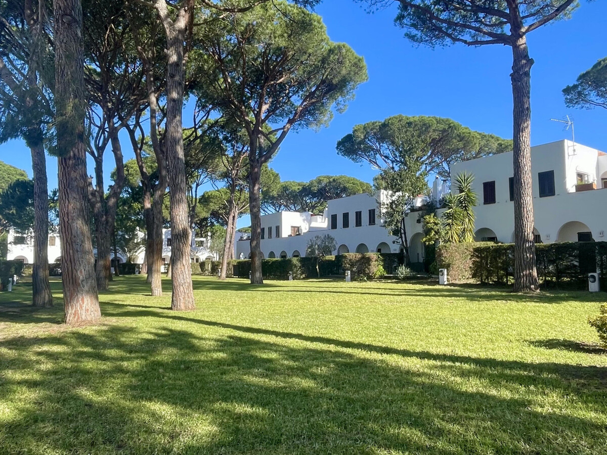 Maison 6 pers. à Pals, piscine collective et jardin clôturé - Photo 30