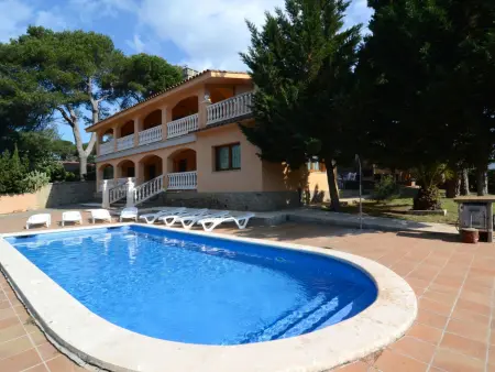 Location appartement à L'Escala, Appartement charmant avec piscine, près dEmpúries et de la plage