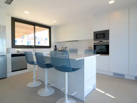 Villa contemporaine Mas Pinell, accès plage direct et piscine : photo 16