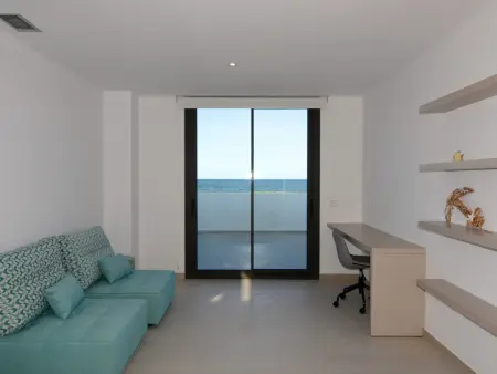 Villa contemporaine Mas Pinell, accès plage direct et piscine : photo 36