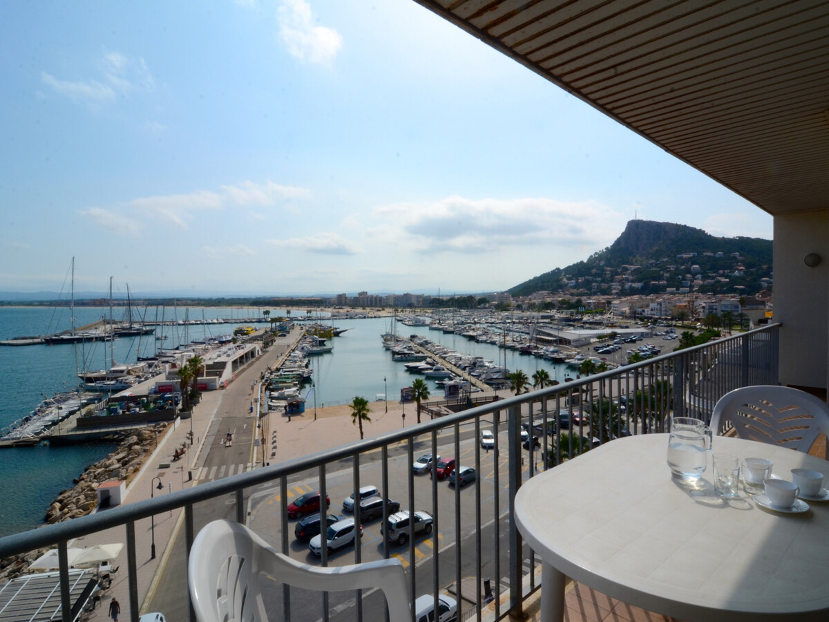 Appartement face au port à L'Estartit avec piscine - Photo 2