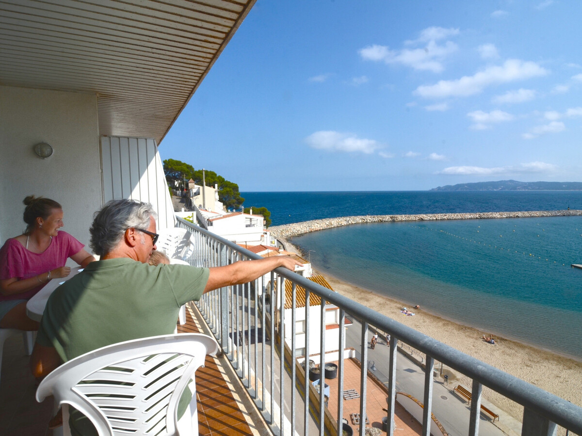 Appartement face au port à L'Estartit avec piscine - Photo 4
