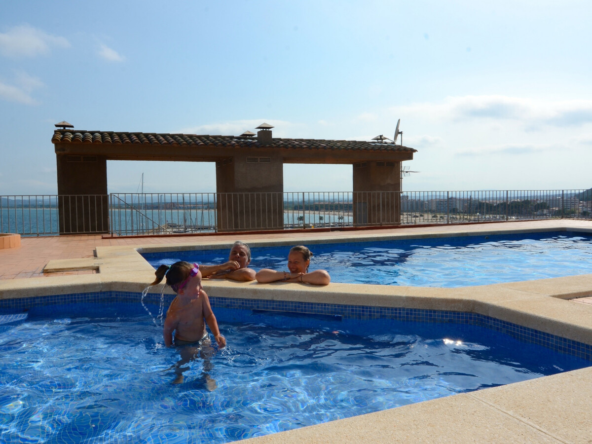 Appartement face au port à L'Estartit avec piscine - Photo 5