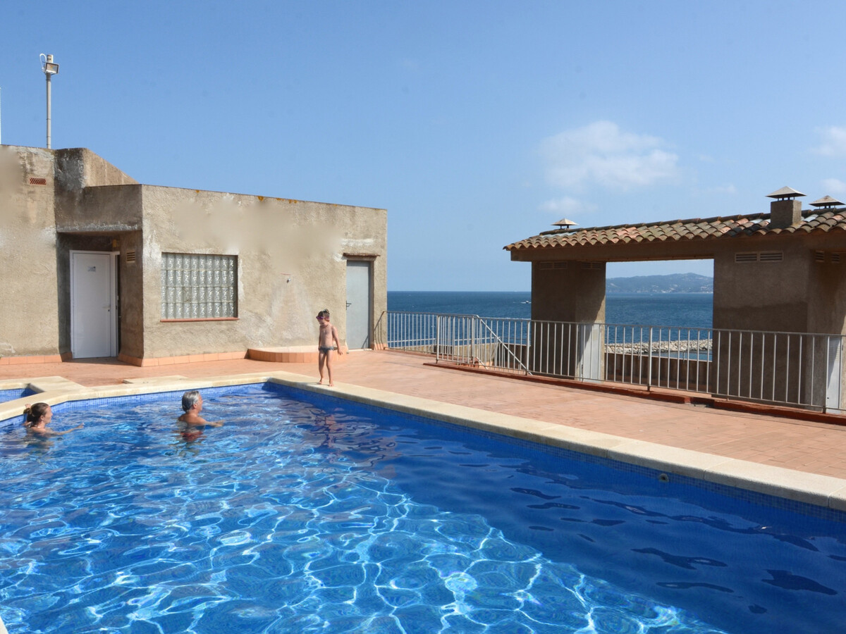 Appartement face au port à L'Estartit, piscine toit - Photo 7