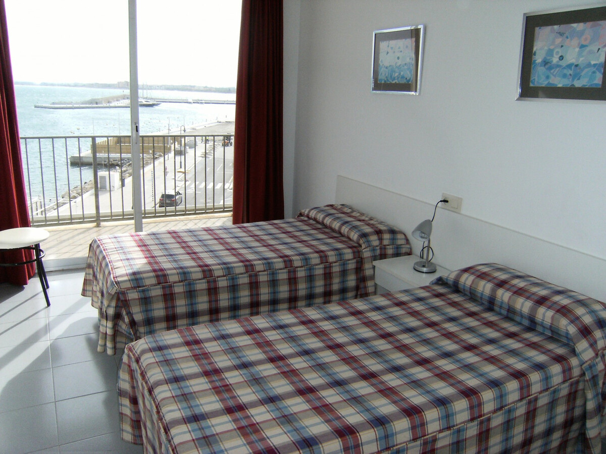 Appartement face au port à L'Estartit, piscine toit - Photo 15