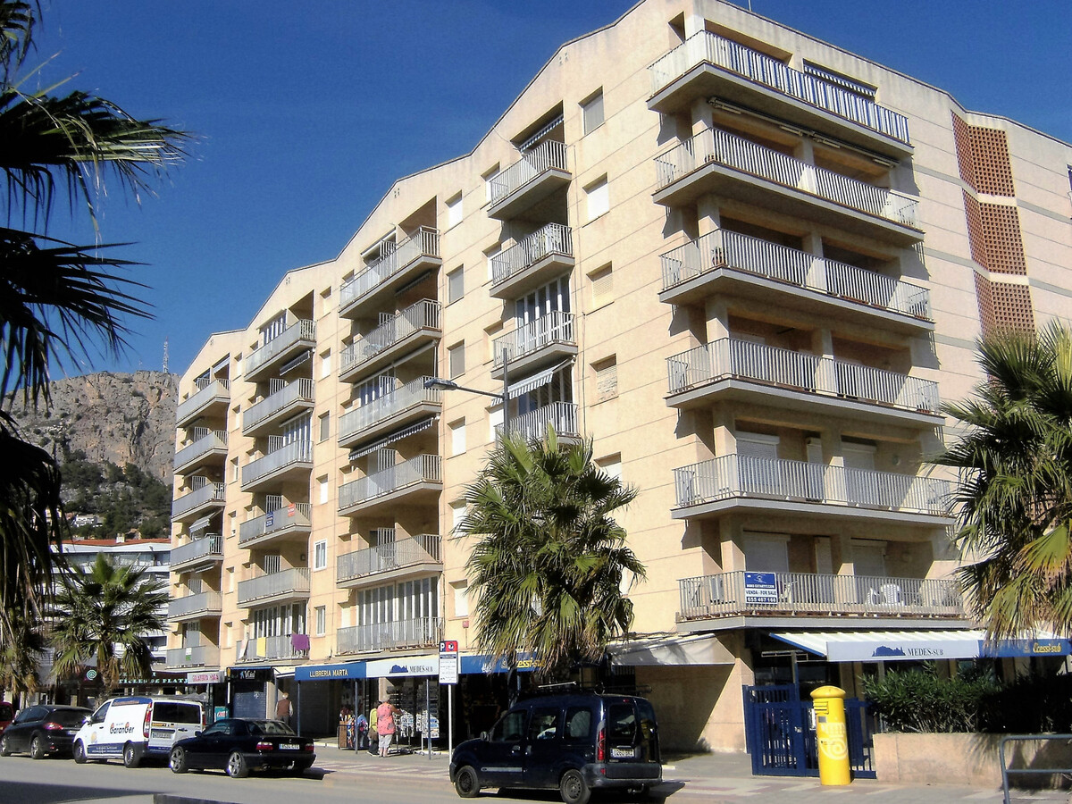 Appartement rénové face plage, piscine, parking - Photo 20