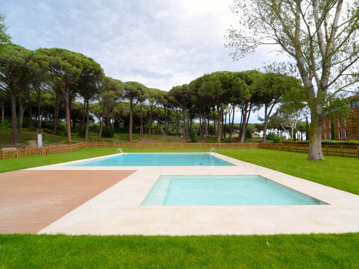 Appartement rénové au cœur du golf d'Empordà - Photo 2