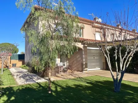 Location gite à L'Escala, Maison moderne à LEscala pour 6 personnes avec animaux autorisés