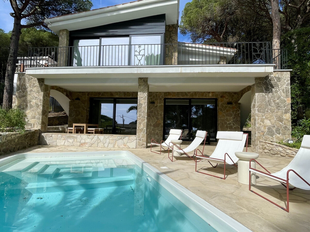 Villa 7 chambres, piscine privée à 200m de la plage - Photo 1
