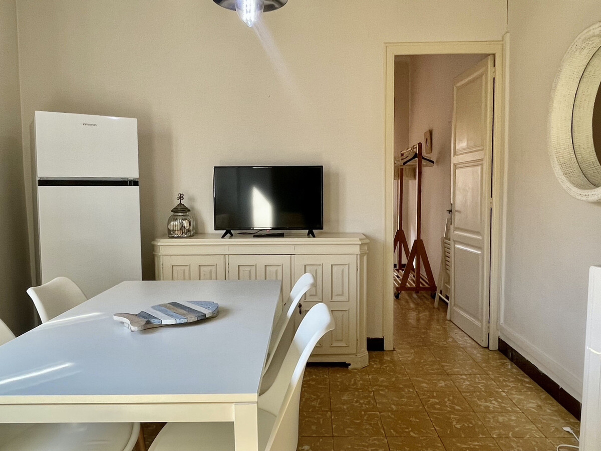 Appartement à Pals, grande terrasse vue sur le village - Photo 10