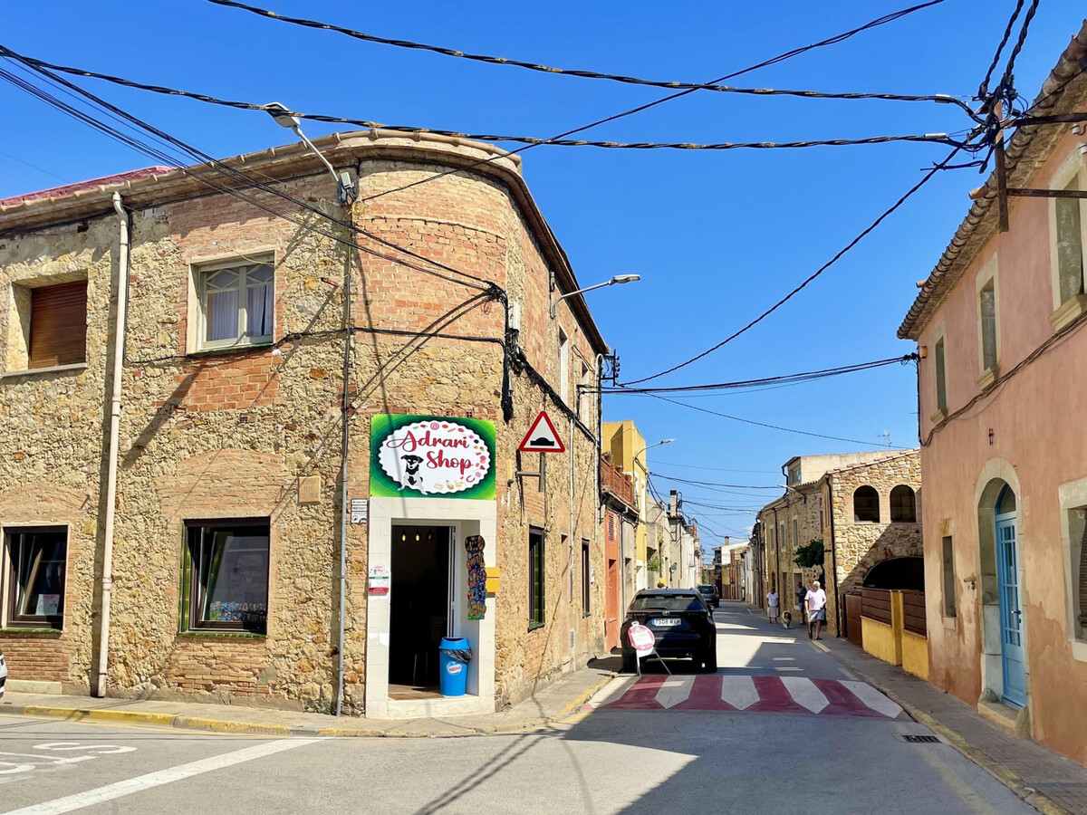 Appartement à Pals, grande terrasse vue sur le village - Photo 22