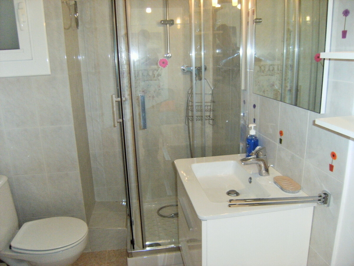 Appartement 2 chambres à 50 m de la plage, piscine commune - Photo 14